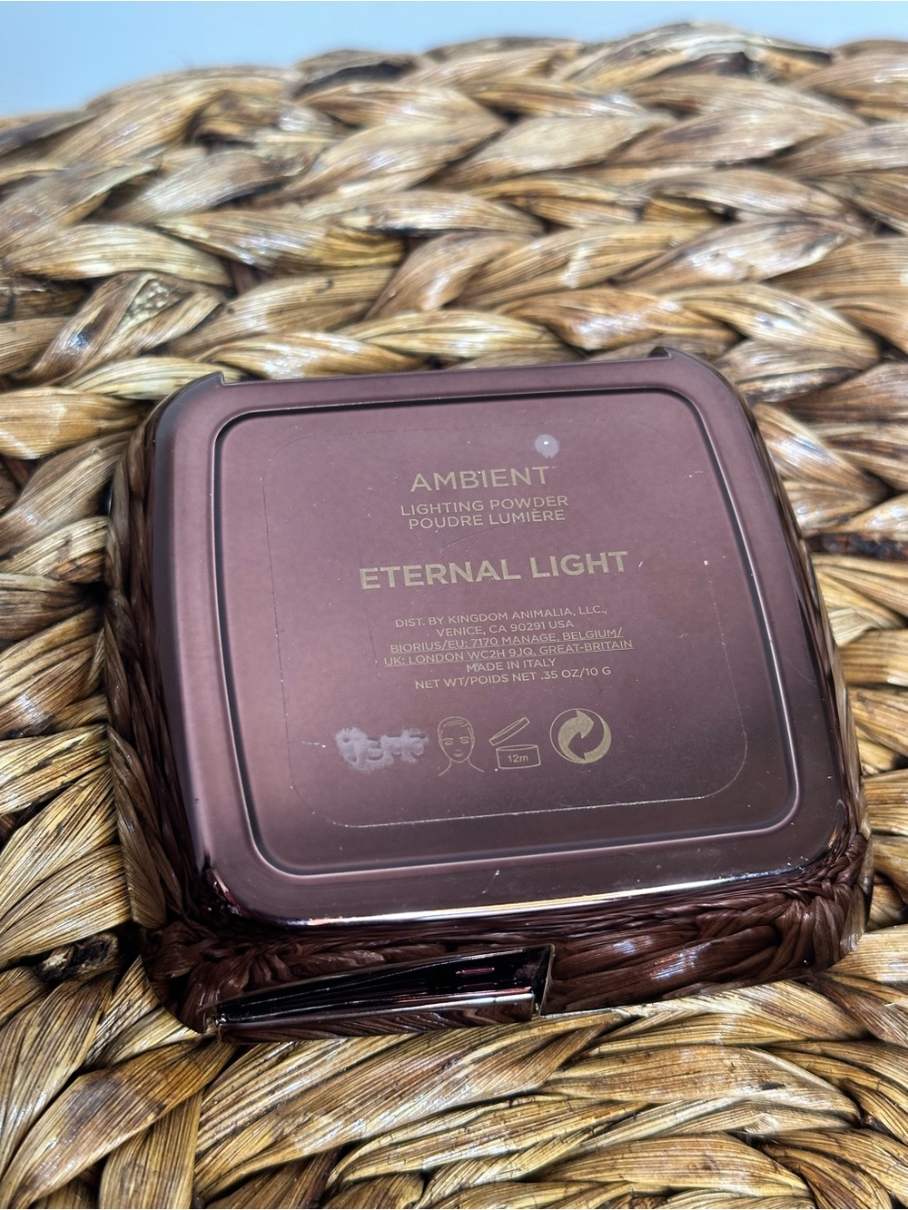 Like new Hourglass Ambient Lighting Powder in the shade Eternal Light - Picture 4 of 6
